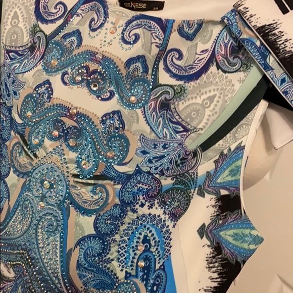 Evening dress with rhinestones - Picture 3 of 8